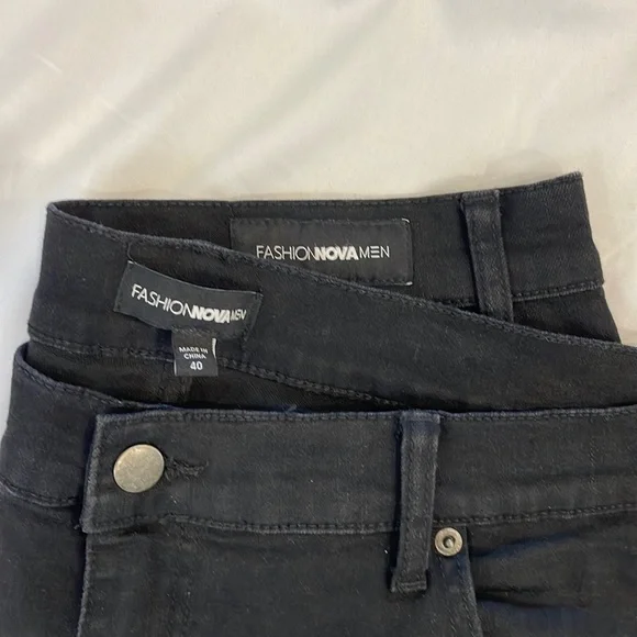 ❌SOLD❌Fashion Nova Carter Side Striped Skinny Jean - Picture 2 of 9